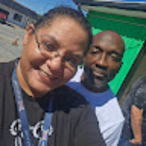 Meet your Posher, Neva